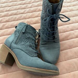 Sofft Blue Lace Up Boots